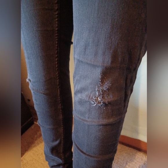 A Zara Woman Medium Rise Slim Fit Jeans - Picture 4 of 12